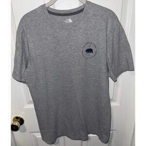 The North Face Men’s Grey Never Stop Exploring Bear T- Shirt Size Medium